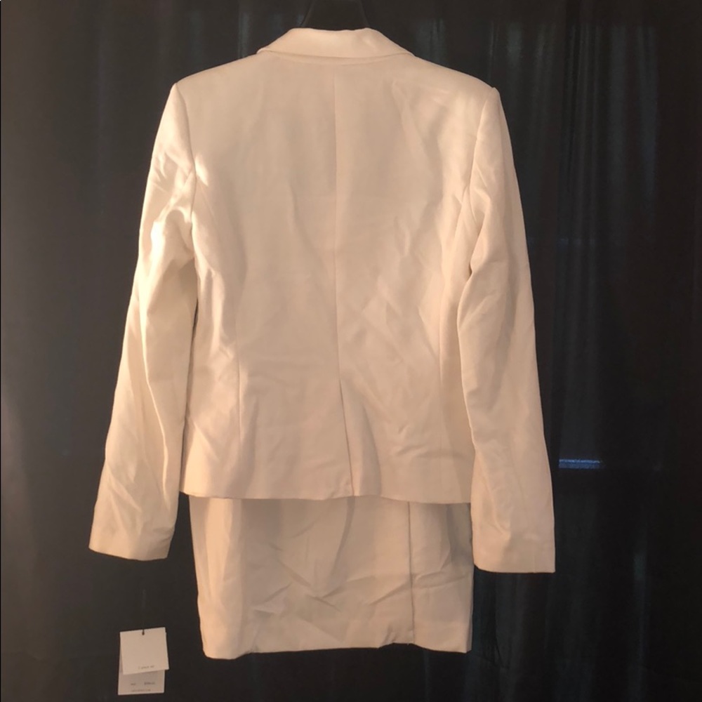 Calvin Klein 2-piece suit set - Picture 5 of 5